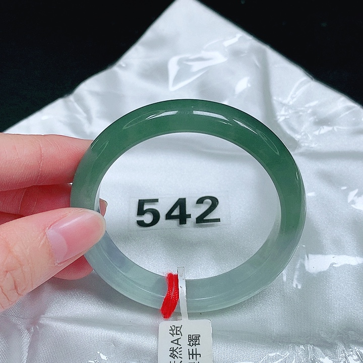 翡翠未镶嵌手镯翡翠手镯未镶嵌