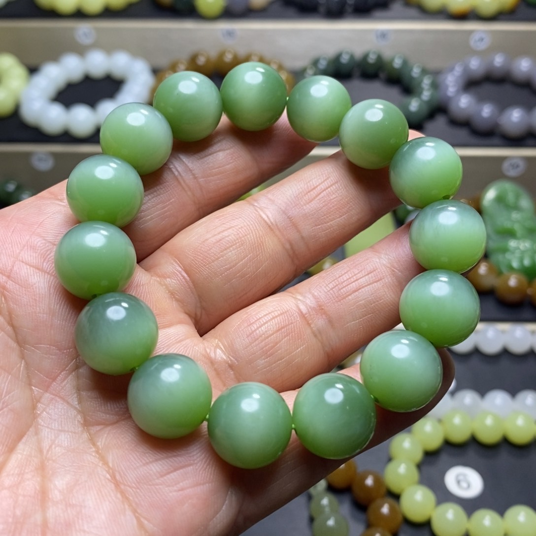 和田玉手串未镶嵌