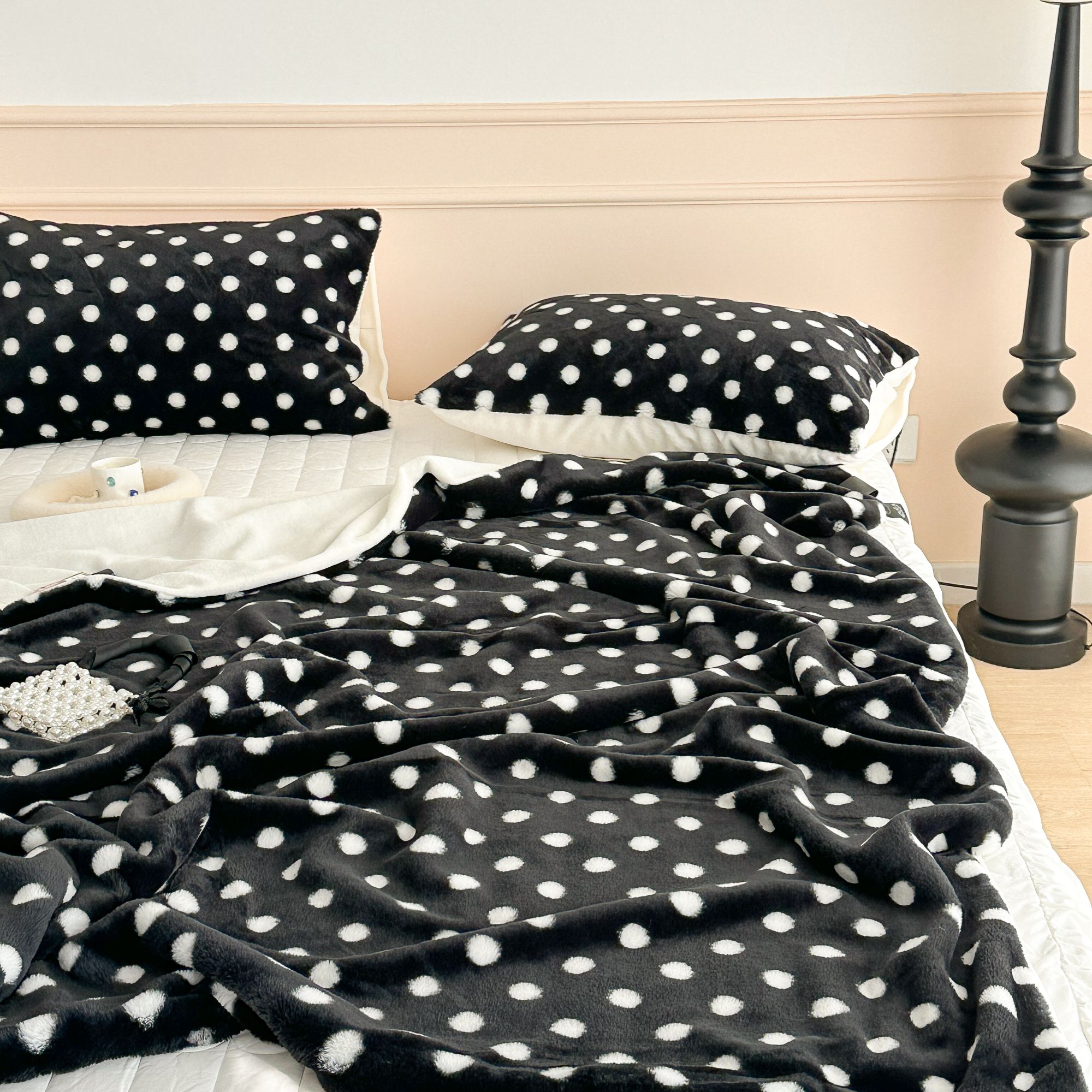 托斯卡纳防寒单人加厚宜家风保暖厚款四季通用双层披肩毛毯