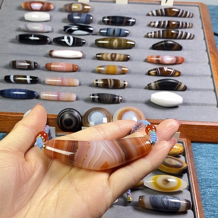 玛瑙/玉髓合金颈饰