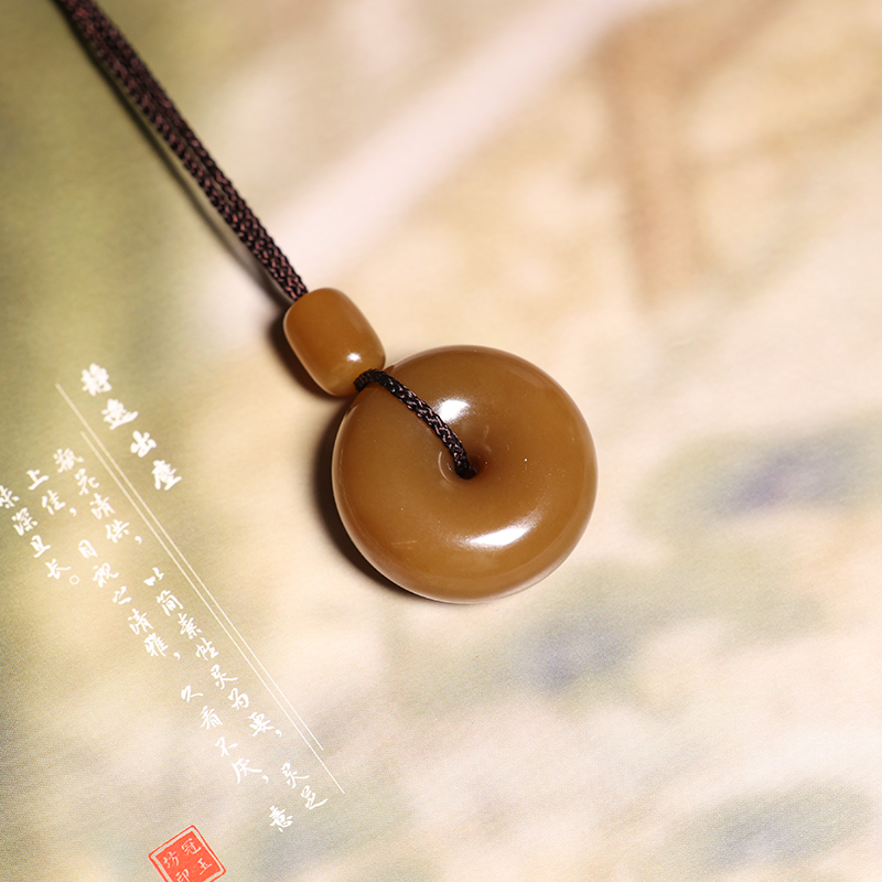 顽石阁新疆和田玉且末黄金糖平安扣玉吊坠玉挂件男女款19g