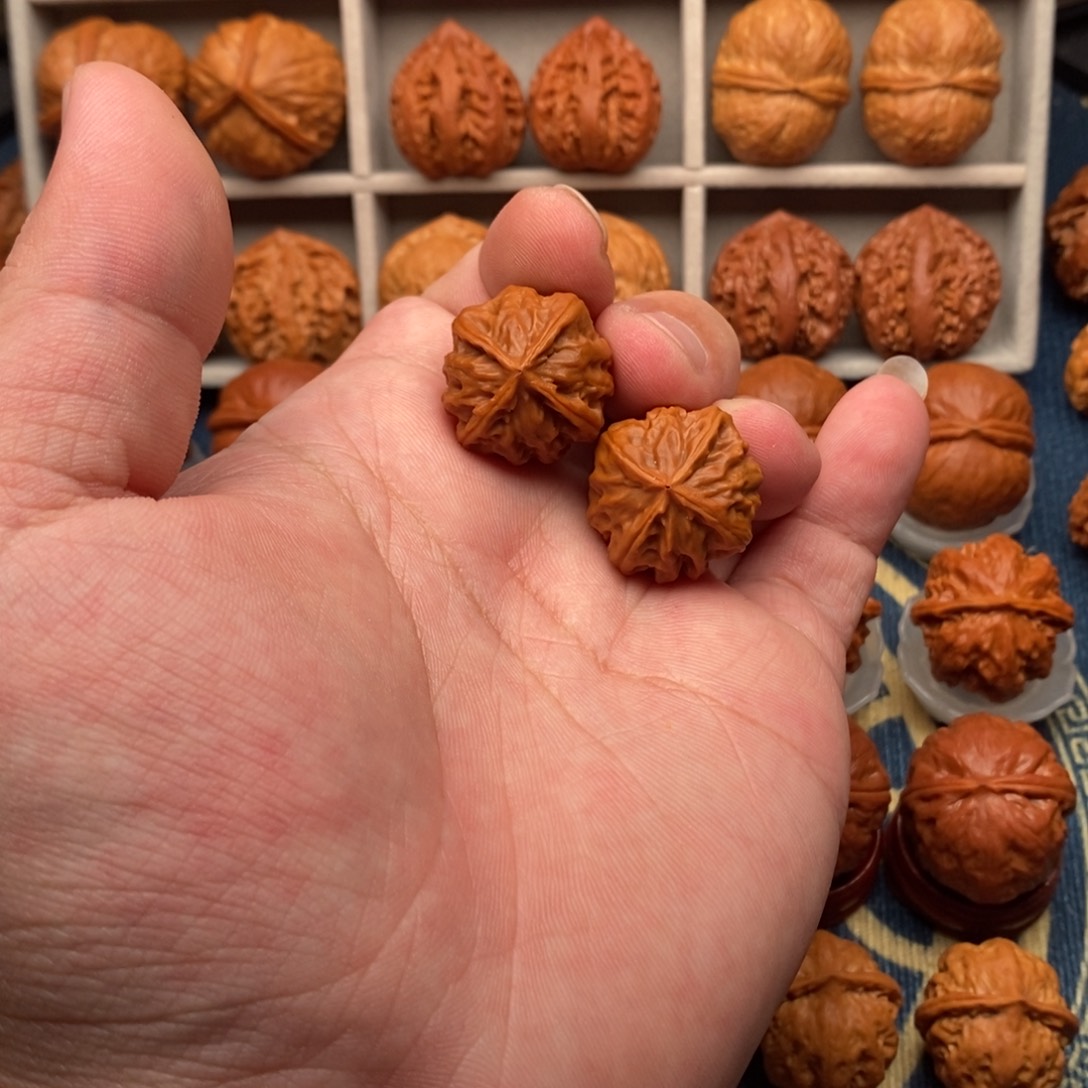 用***0把件文玩核桃四棱