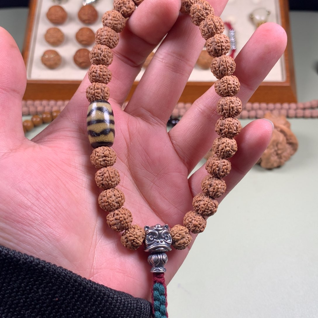 金刚菩提吊坠5258855855555