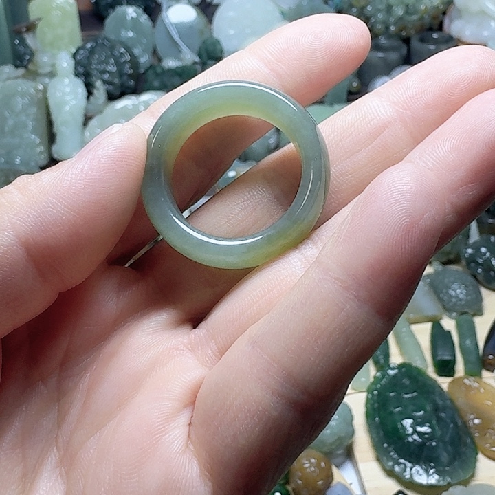 㘠***和田玉（青白玉）未镶嵌颈饰