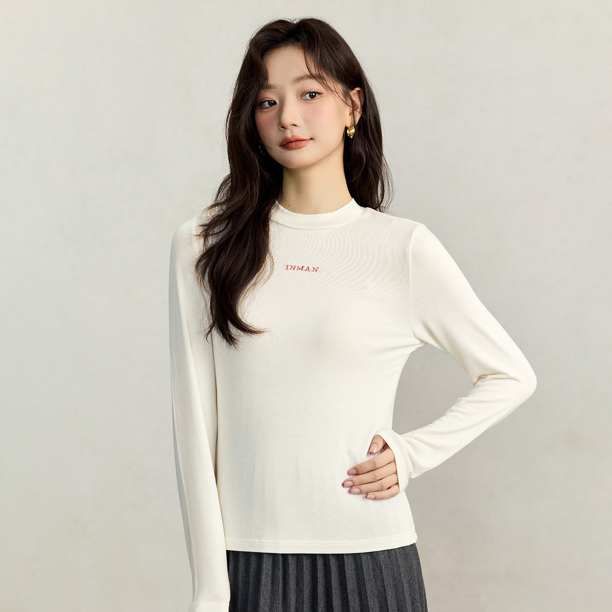 茵曼含羊毛纯色百搭半高领长袖T恤女2025秋季修身显瘦内搭打底衫