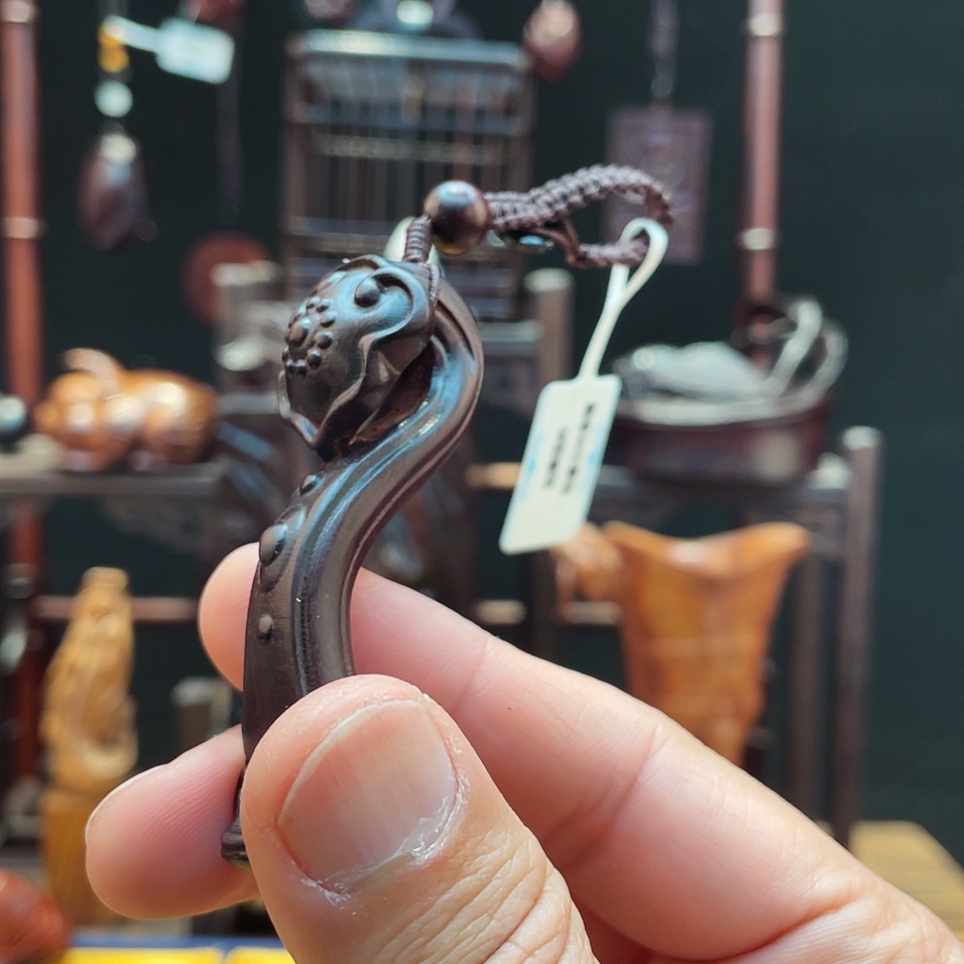 檀香紫檀（小叶紫檀）如意