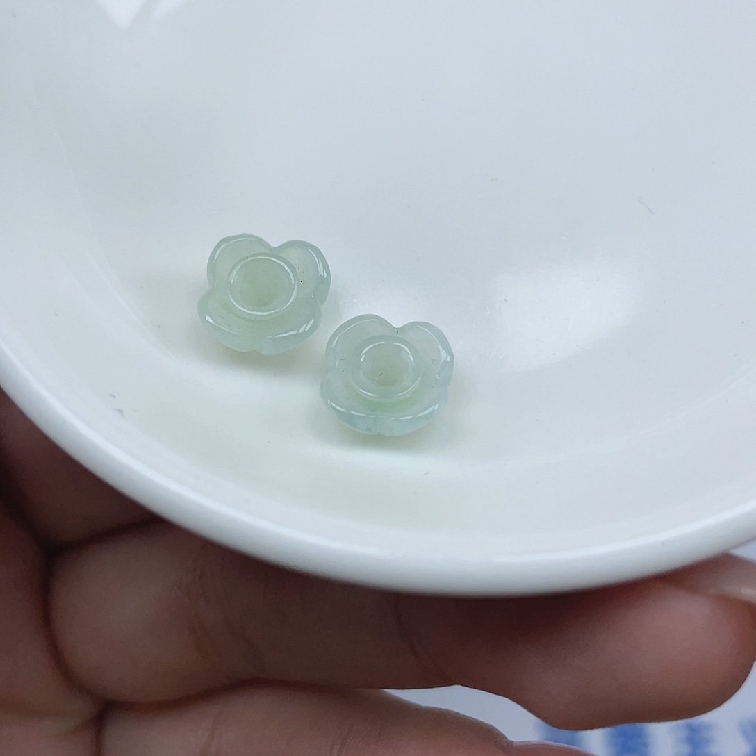 翡翠散珠翡翠碗花2颗