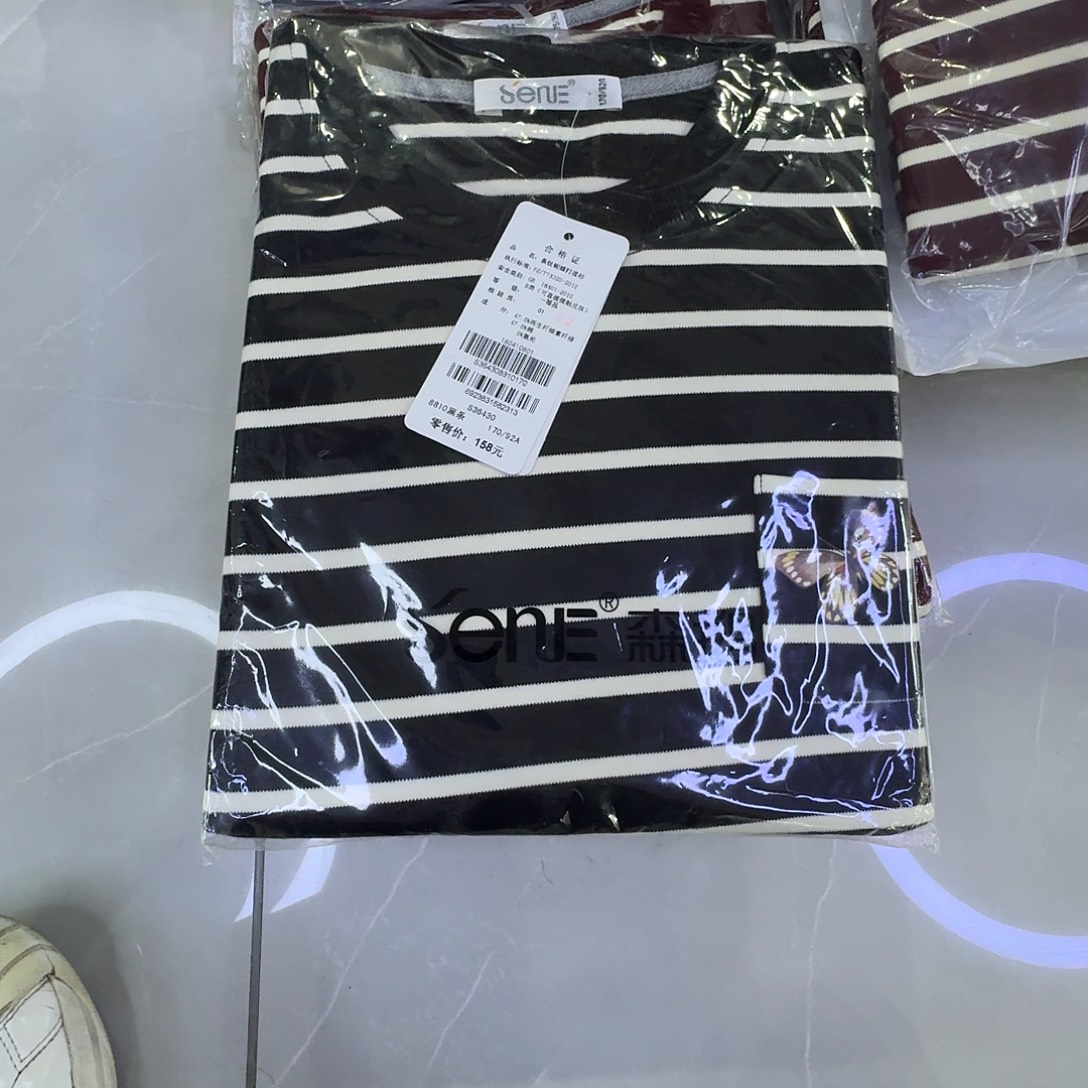 36430黑色170一件卫衣