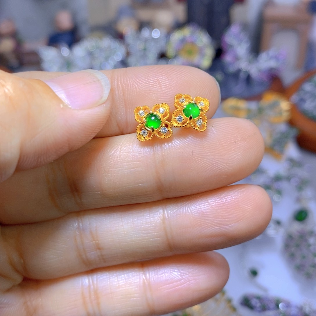 翡翠耳钉银S925镶嵌天然翡翠