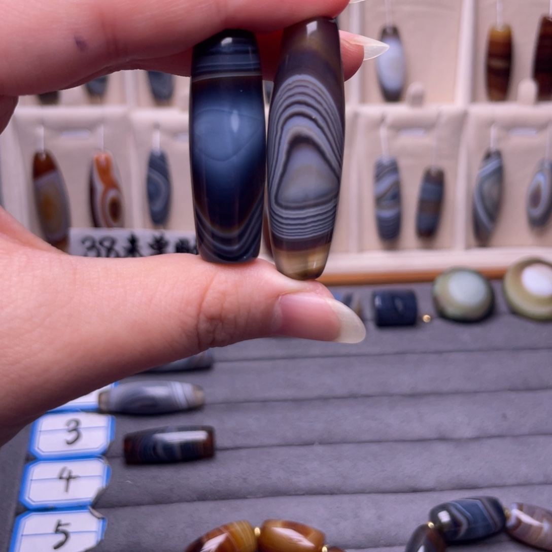 三***急玛瑙/玉髓合金颈饰