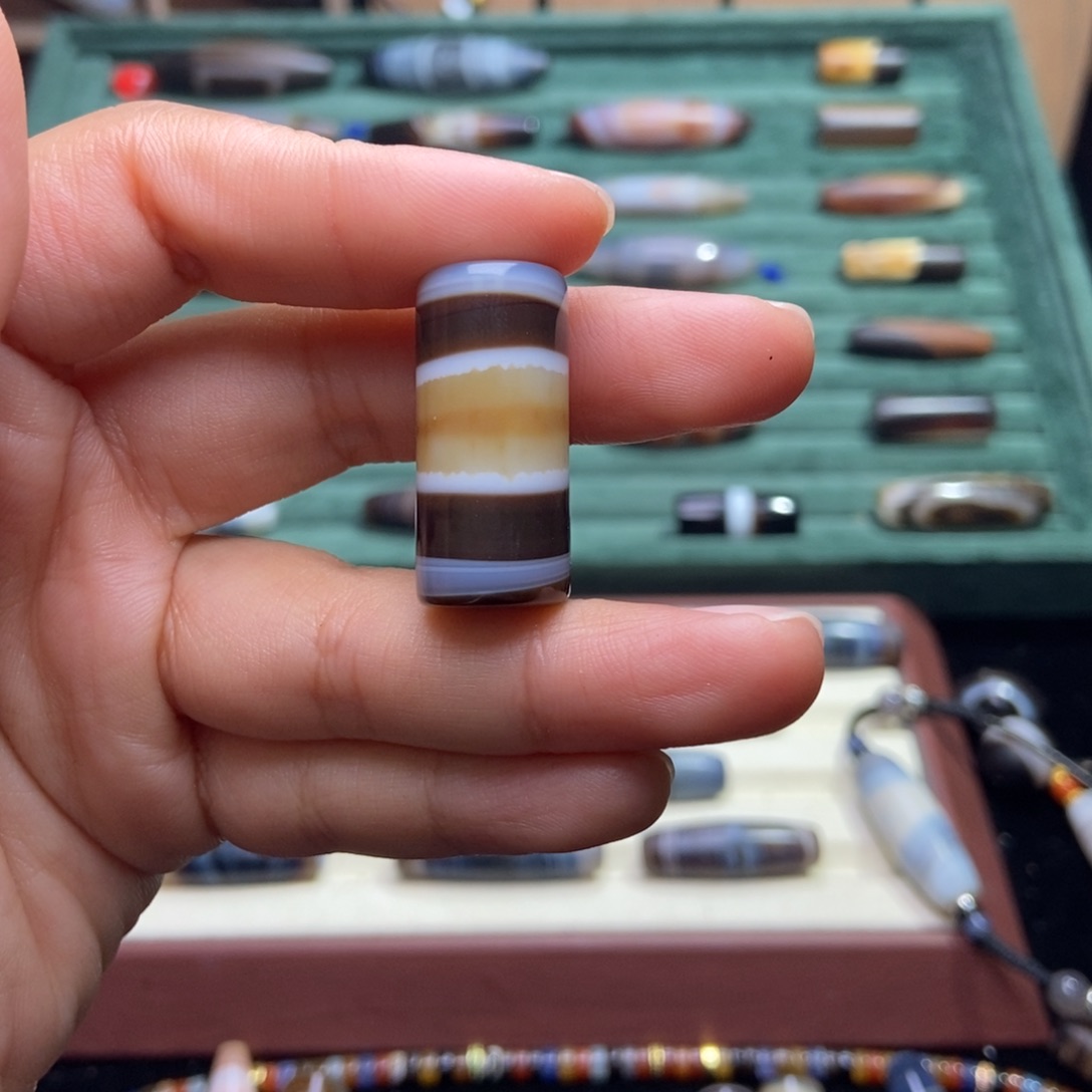 天***物玛瑙/玉髓未镶嵌颈饰