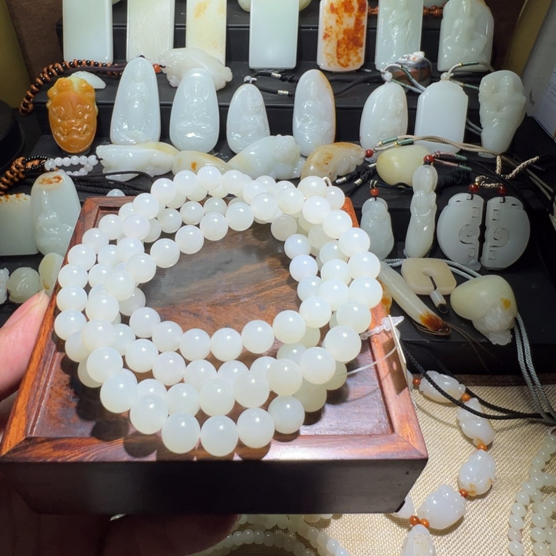 和田玉项链未镶嵌执***伤