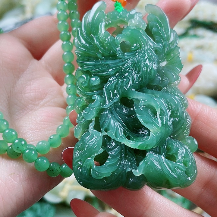 颈饰未镶嵌和田玉