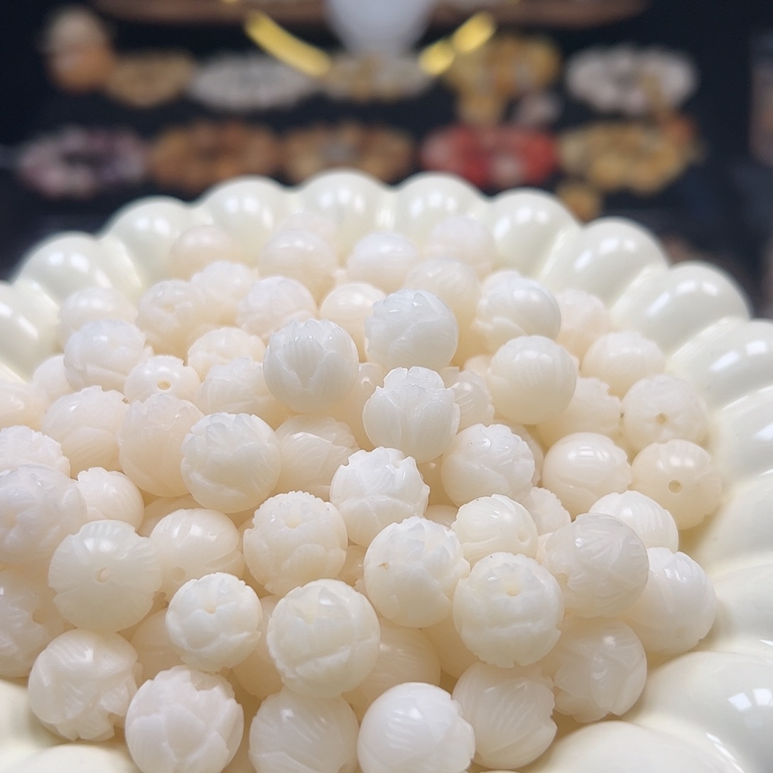 菩提根/象牙果手串卡13白色步步生莲20颗