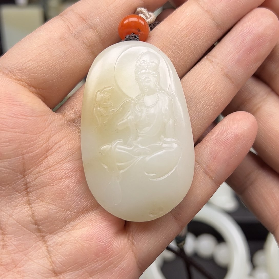 和田玉颈饰未镶嵌