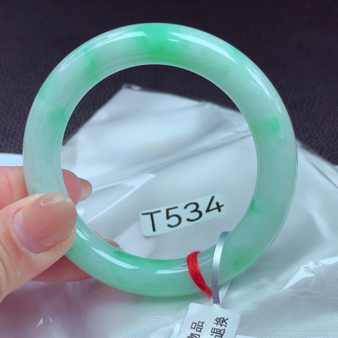 翡翠手镯未镶嵌手镯88