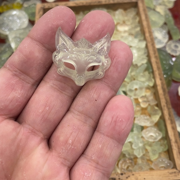 蛇纹石玉合金颈饰