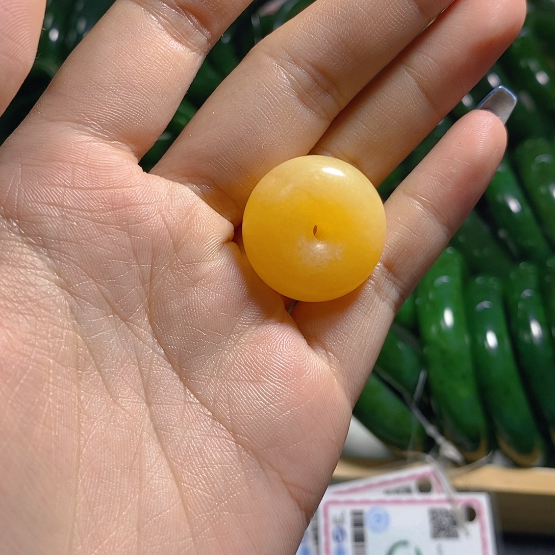 烁***心和田玉（碧玉）未镶嵌手链