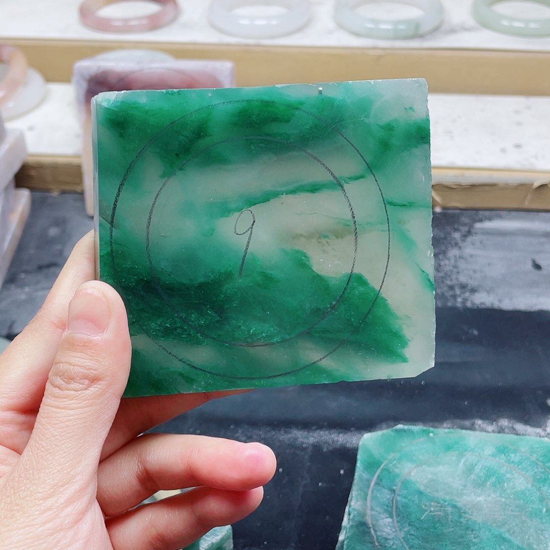 石英质玉手镯未镶嵌毛*逗定制