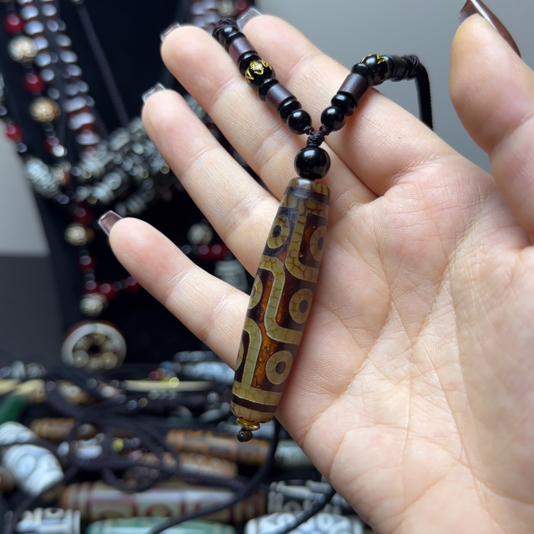 玛瑙/玉髓合金颈饰