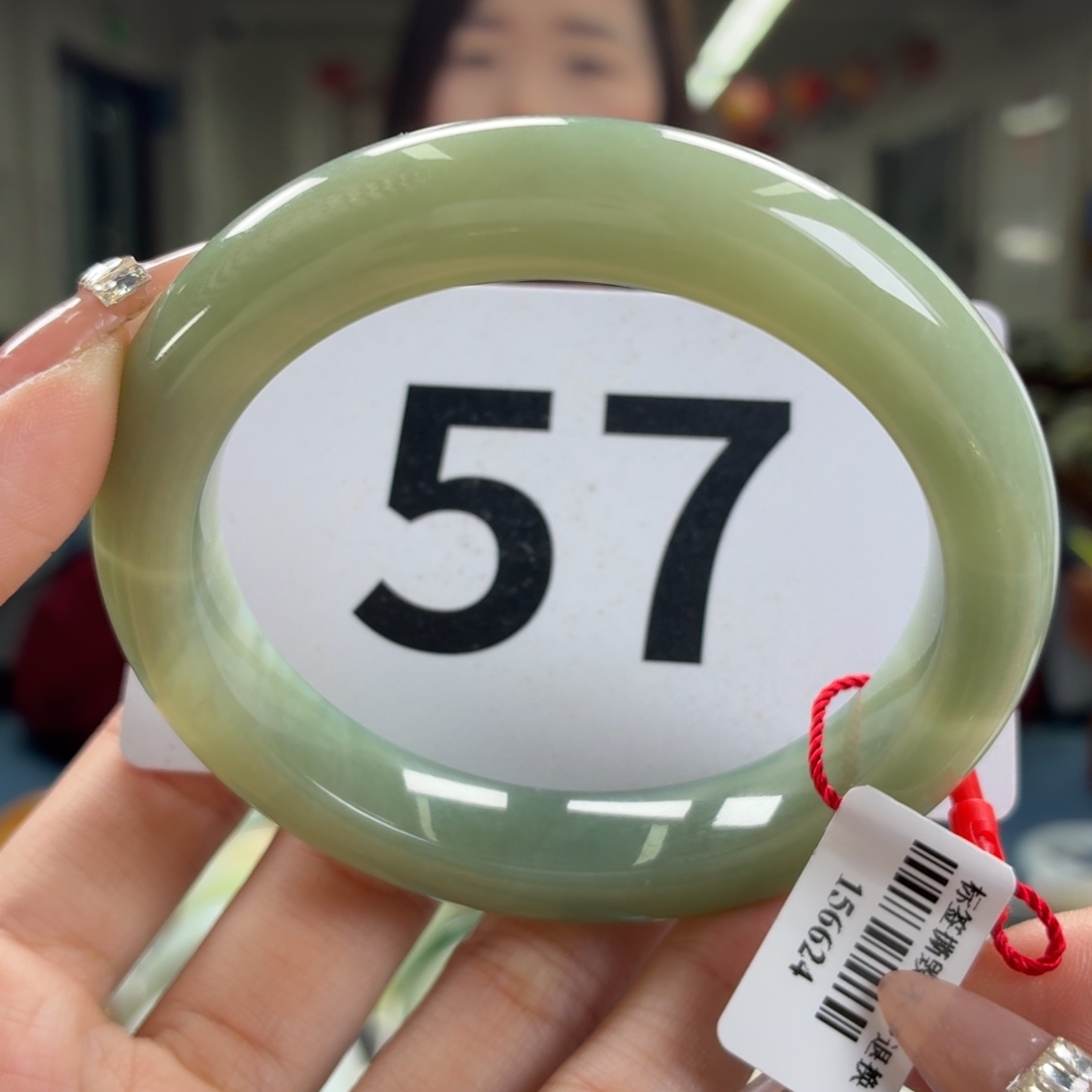 和田玉未镶嵌手镯微瑕