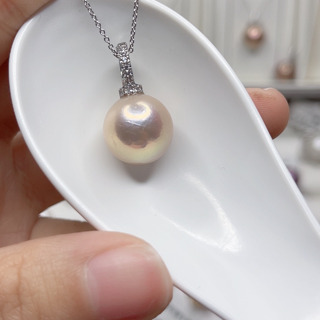 淡水珍珠吊坠(赠链)未镶嵌