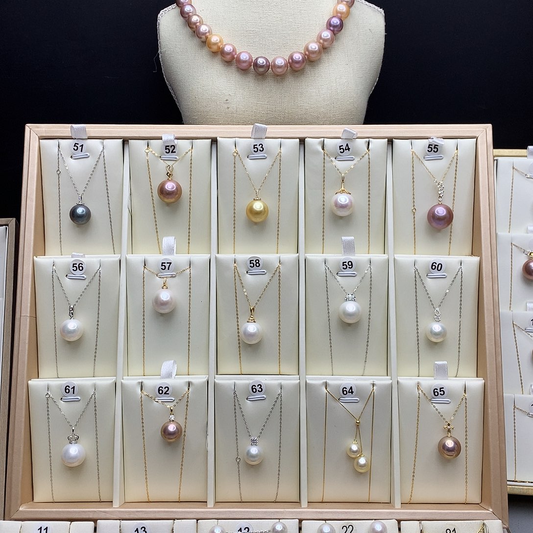 巴***岸淡水珍珠颈饰合金