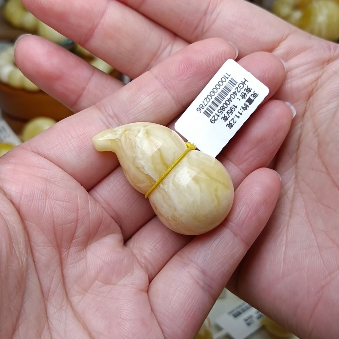 蜜蜡裸石未镶嵌婷*白蜡立体葫芦