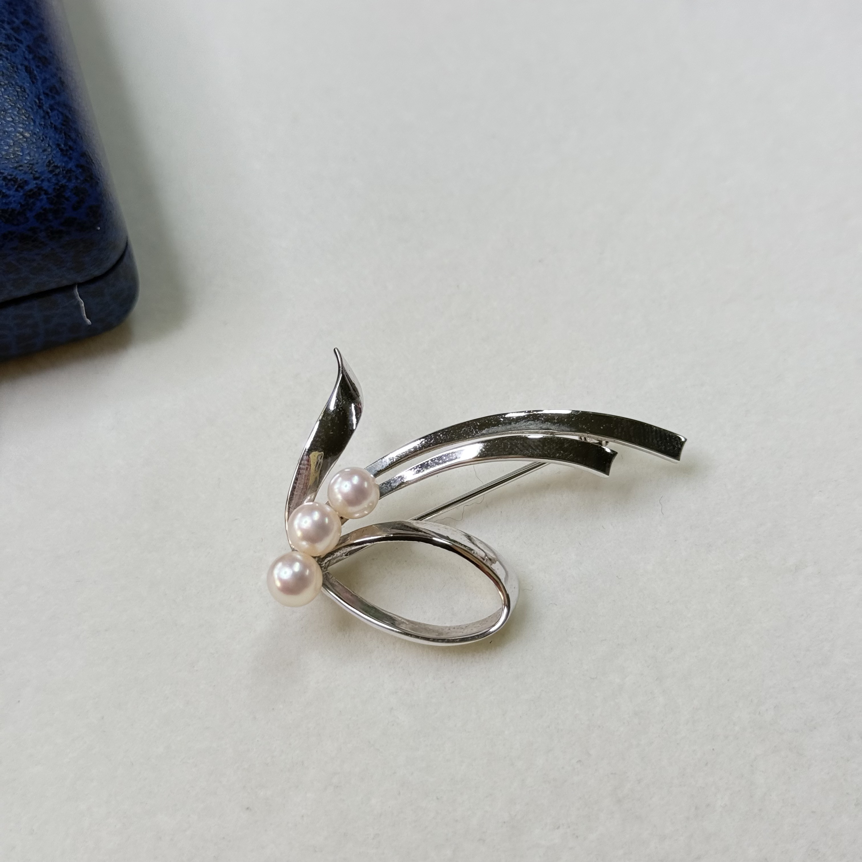 【六六中古】孤品海水珍珠胸针ad5045珠子卡5.4有盒