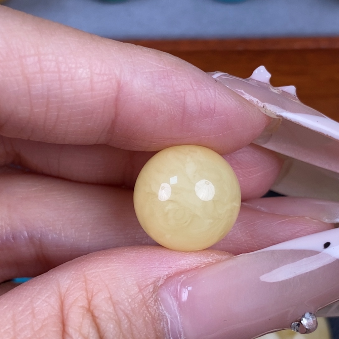 琥珀未镶嵌珠宝奇石242