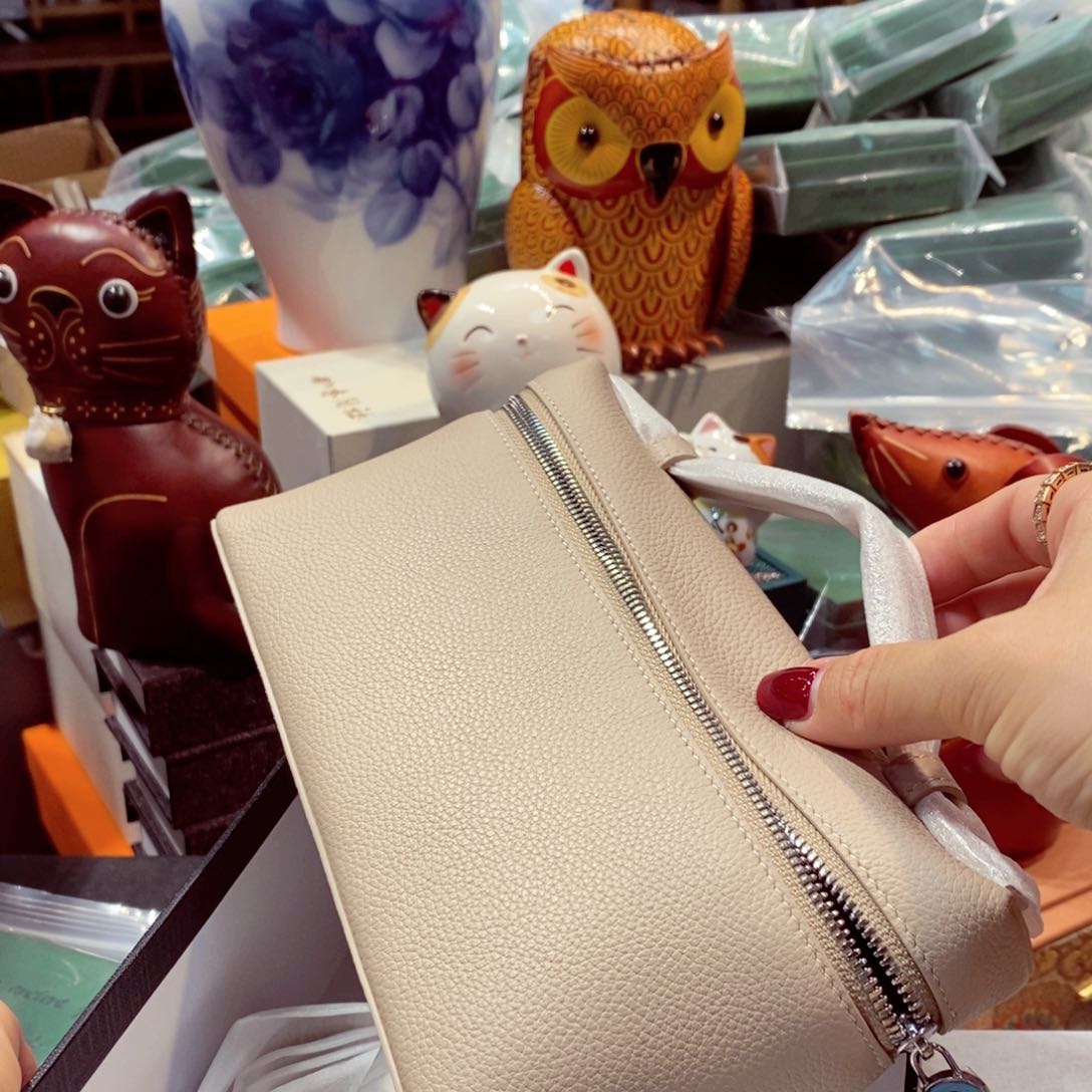 如图所示 观兰器物