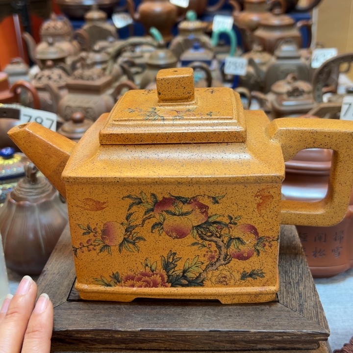 紫砂壶等艺术精品