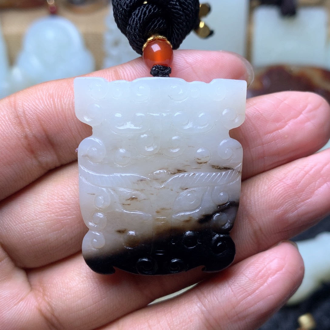 和田玉挂件未镶嵌