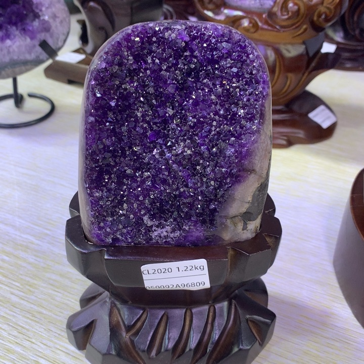 紫晶大型摆件（非配饰）未镶嵌