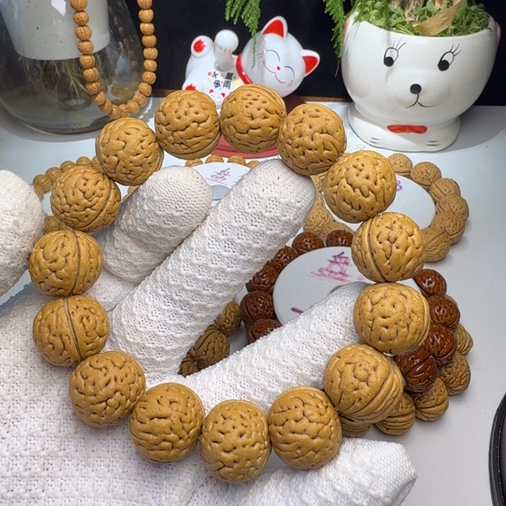 ****啥吊坠桃核文玩桃核手串