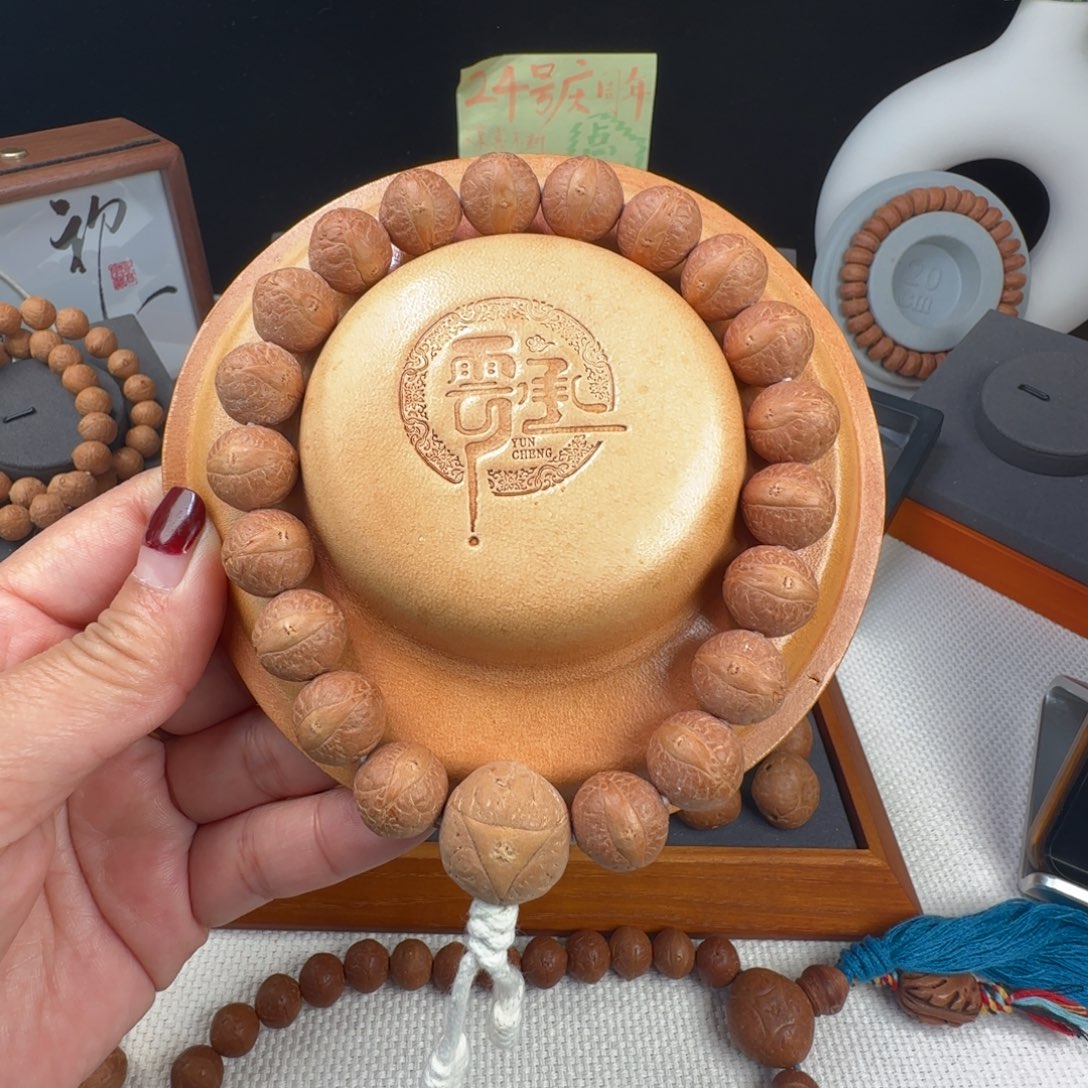 凤眼菩提吊坠麒麟