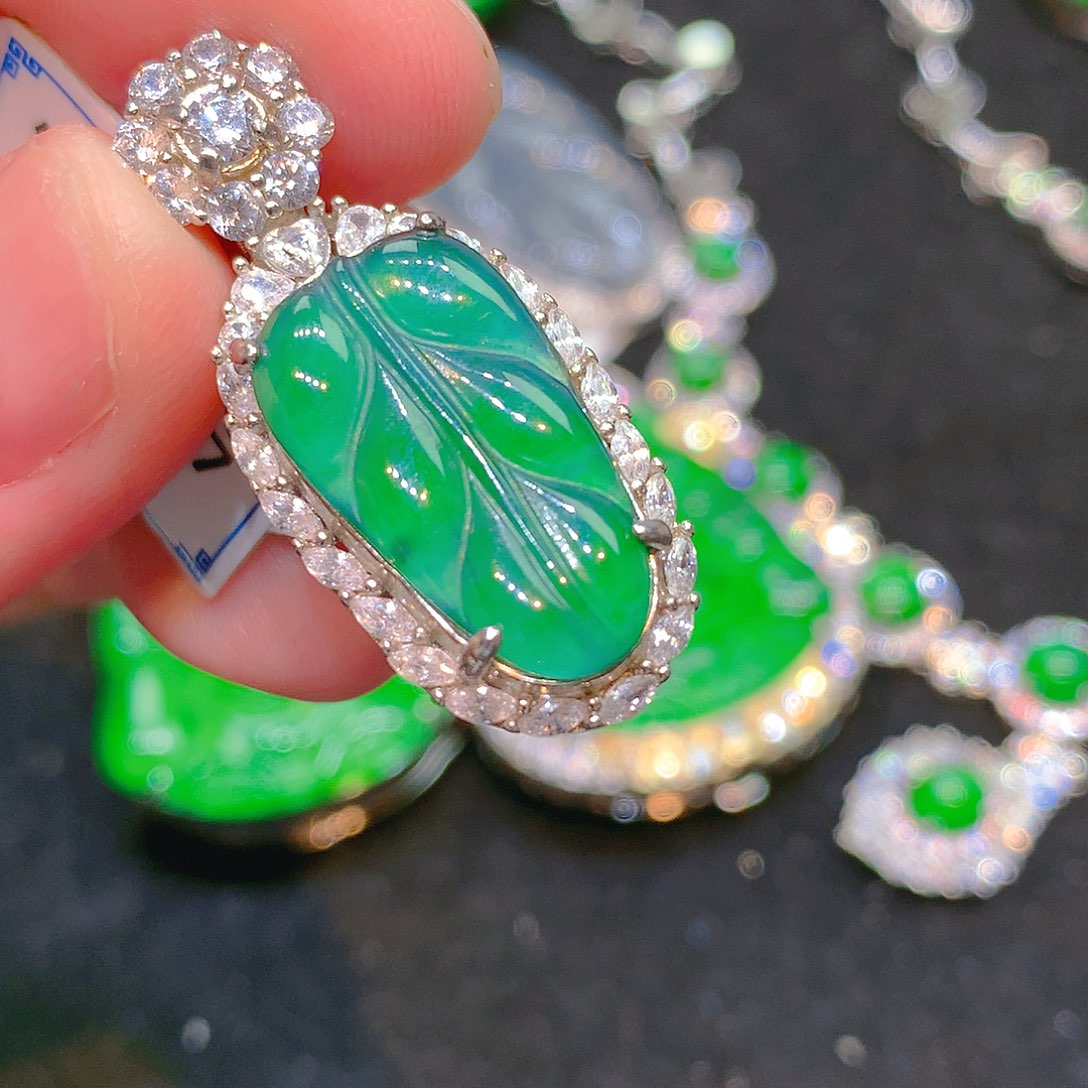 吊坠(不含链)银S925镶嵌翡翠翡翠