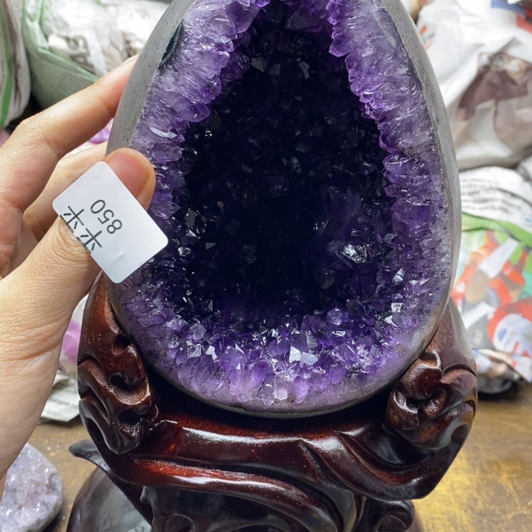 紫晶乌拉圭未镶嵌