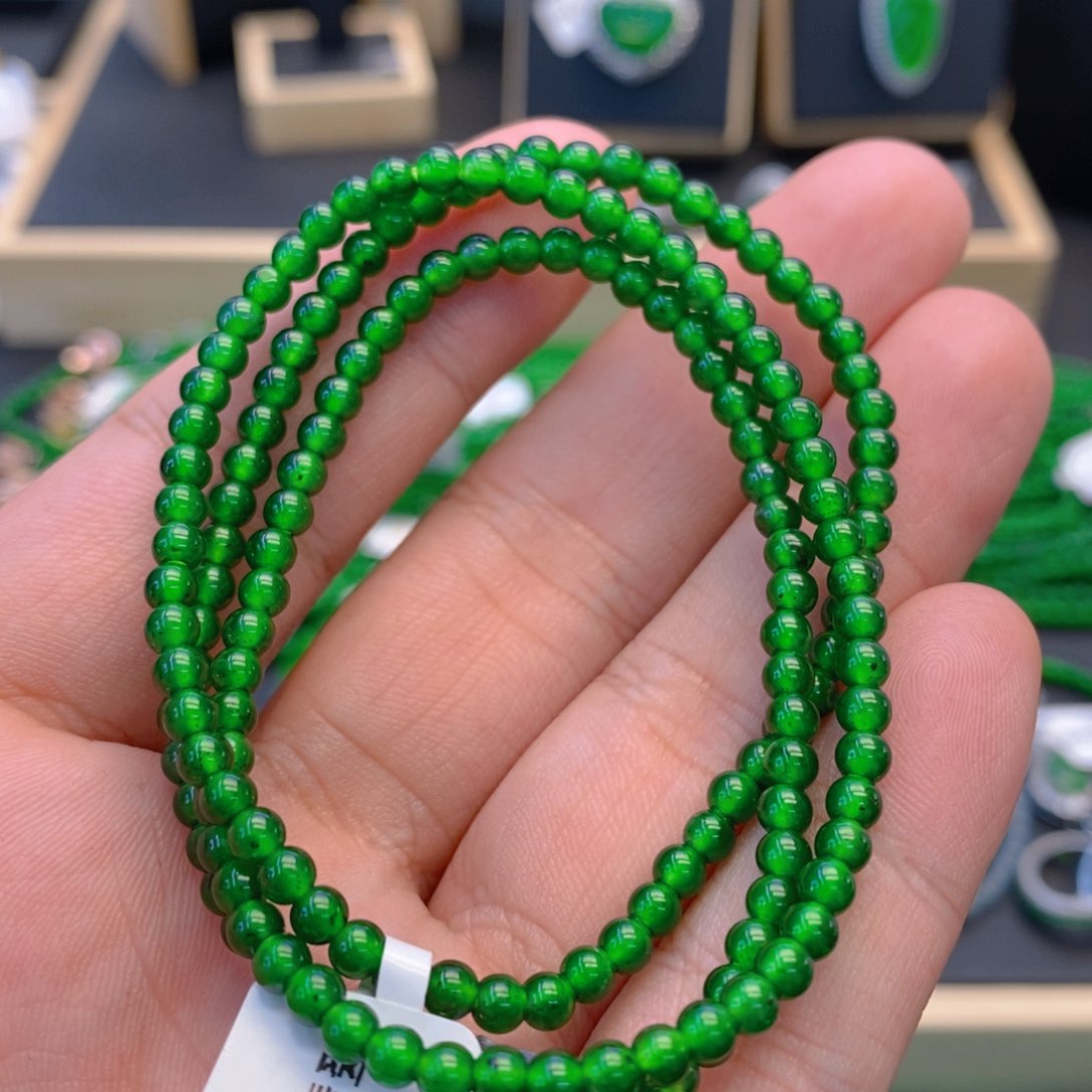 翡翠颈饰未镶嵌卡3.7