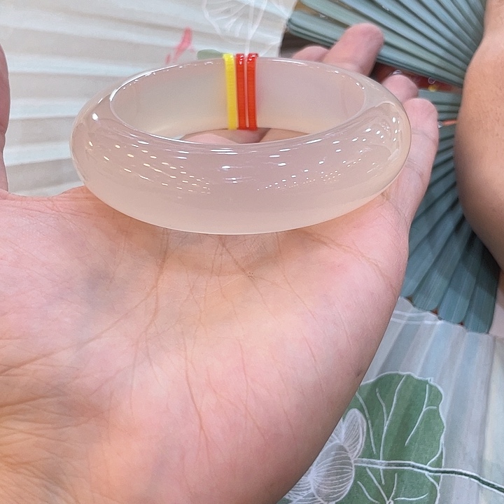 玛瑙/玉髓手镯未镶嵌顺****！