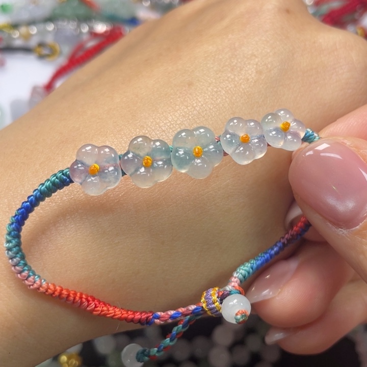 小***萱翡翠未镶嵌手绳8999999999