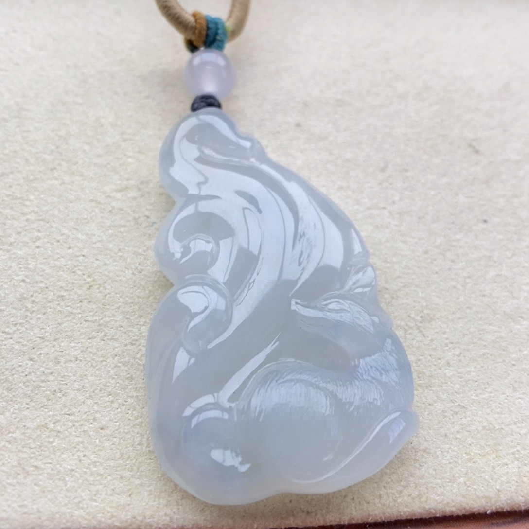 翡翠未镶嵌颈饰吊坠