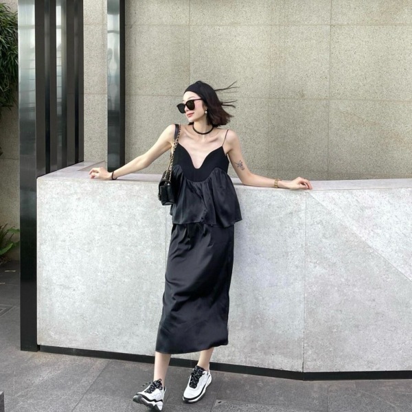 妃鱼/香奈儿/聚酯纤维/运动鞋/95新/z零二一六