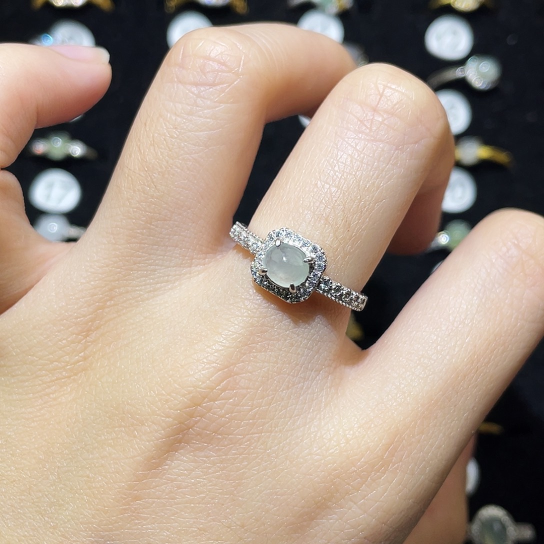 翡翠未镶嵌戒指戒指