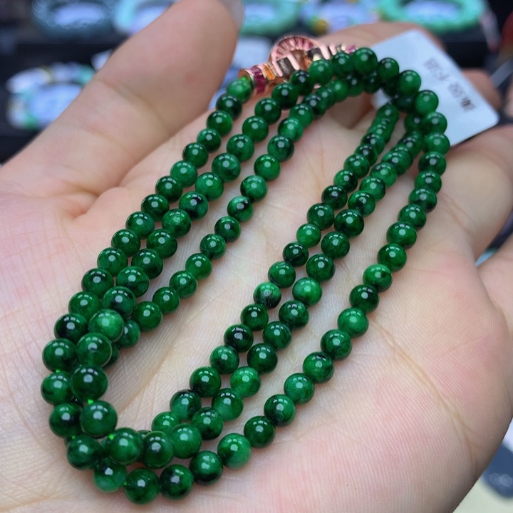 翡翠手链未镶嵌翡翠