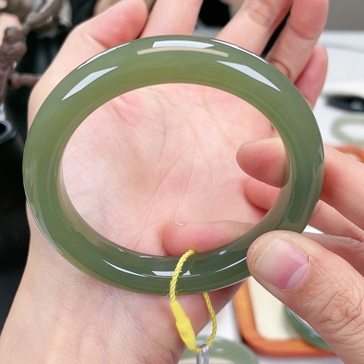 和田玉手镯5657未镶嵌