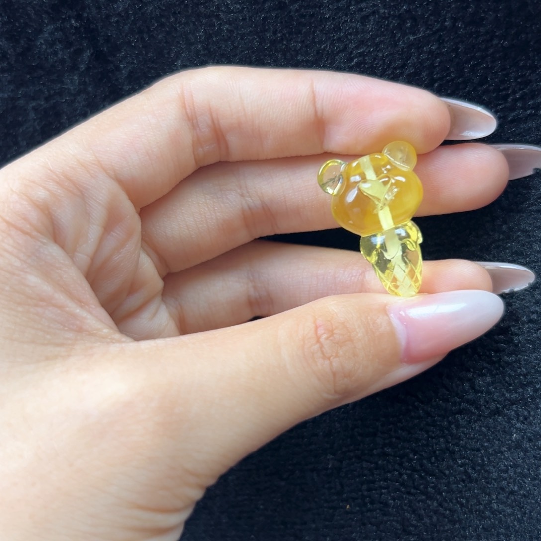 未镶嵌琥珀珠宝奇石