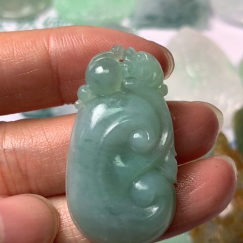 定制翡翠未镶嵌翡翠