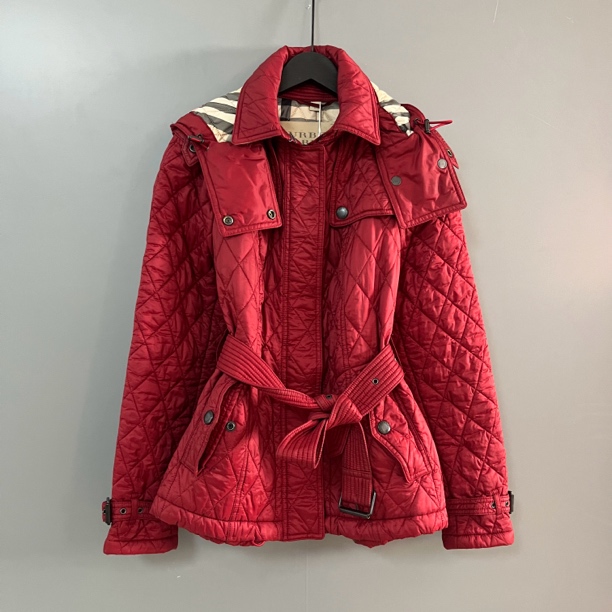 95新 BURBERRY/博柏利 红色棉服外套