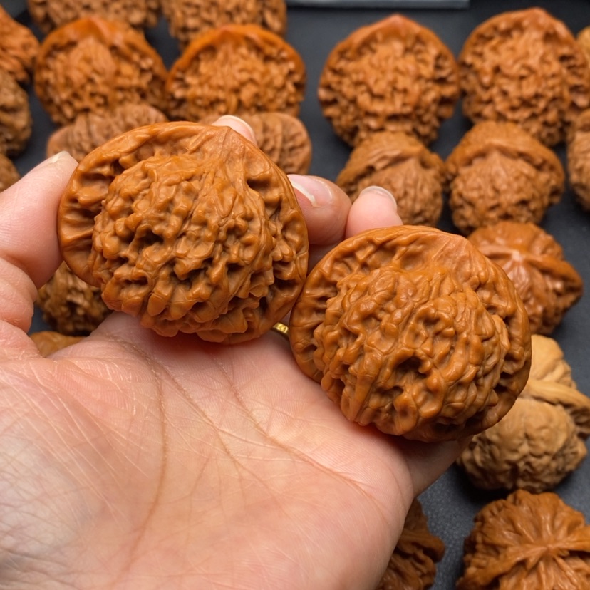 【闪购商品】文玩核桃把件49官帽